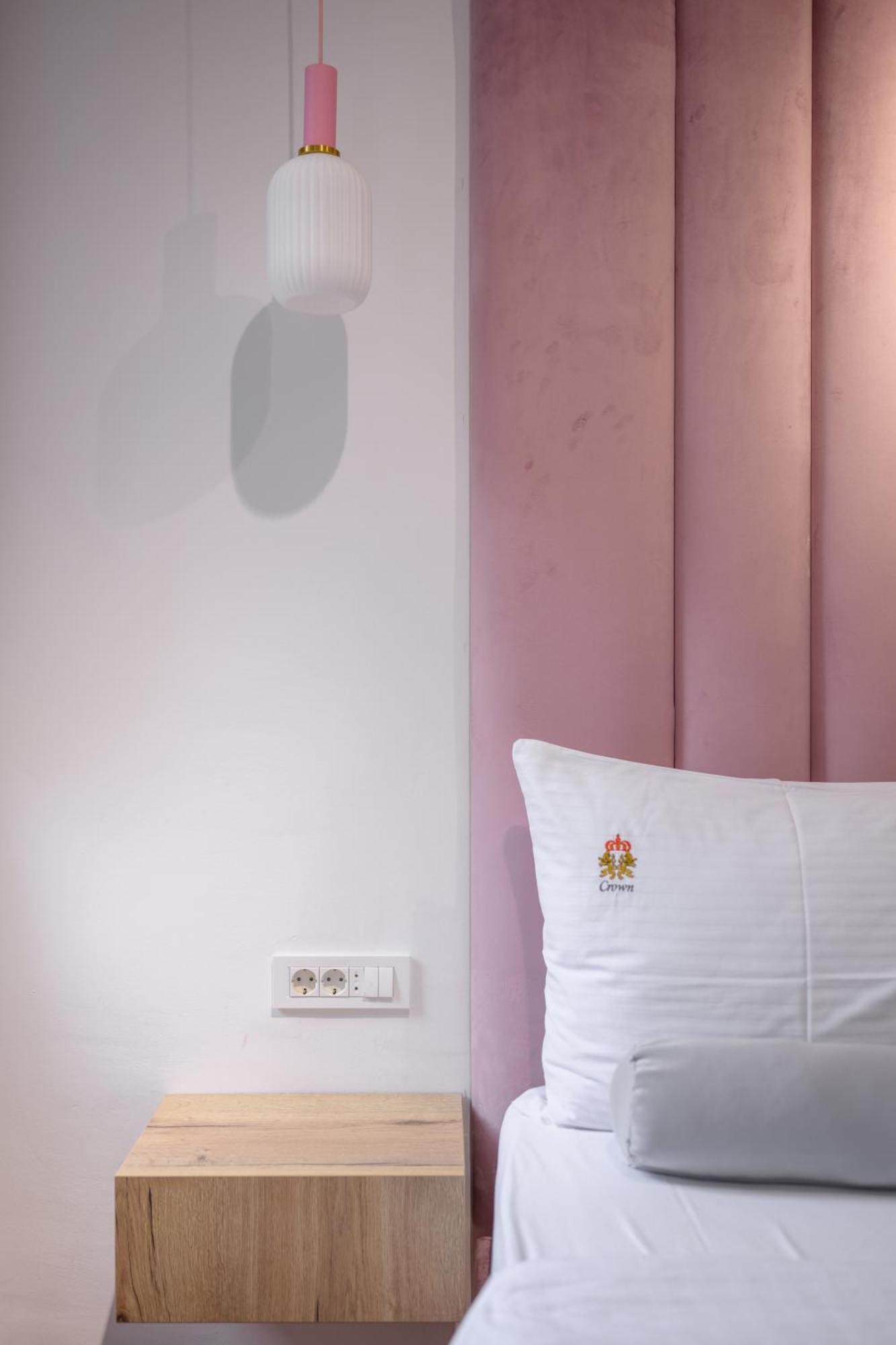 Crown Apartments 萨格勒布 外观 照片