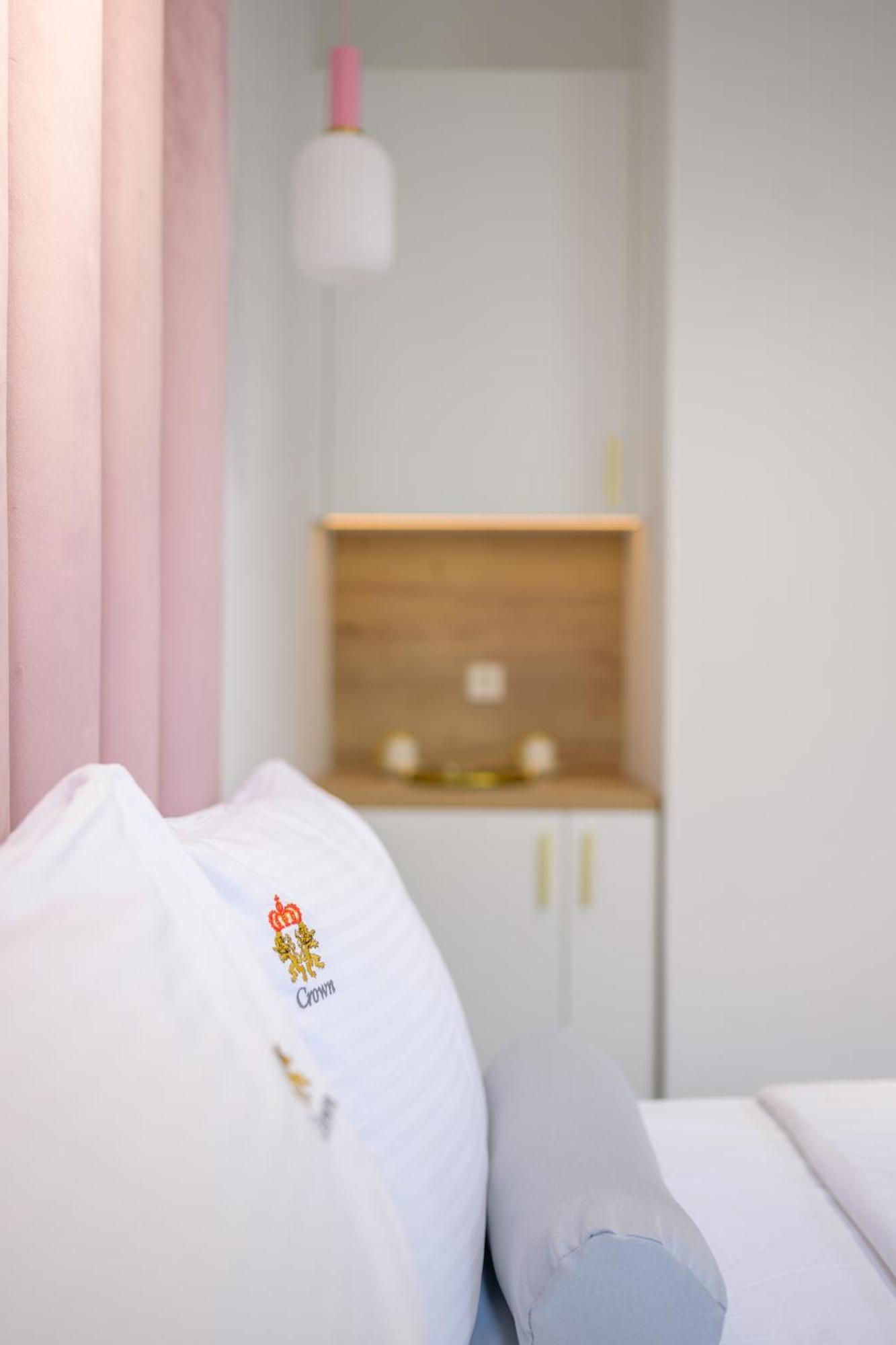 Crown Apartments 萨格勒布 外观 照片